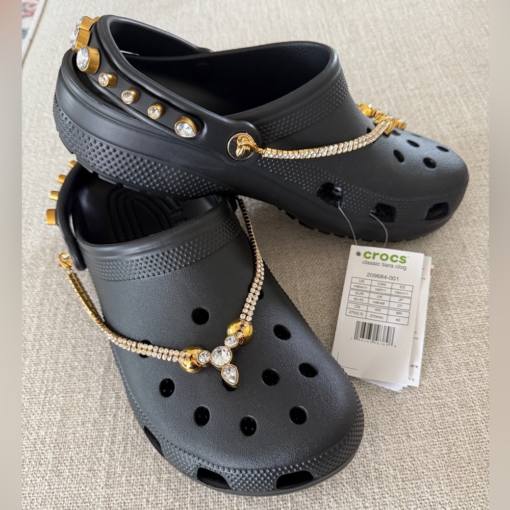 CROCS TIARA CLOGS NWT Black With Gold color Metal W/Gem Stone Accents Size 11